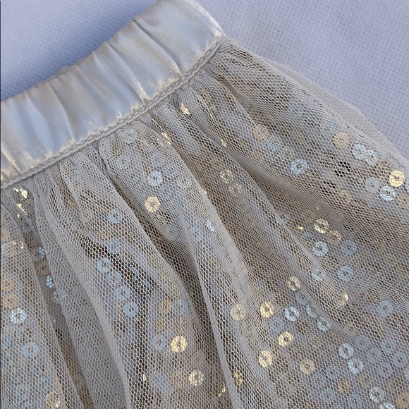 Baby Gap Gold Sequin Skirt - Picture 2 of 5